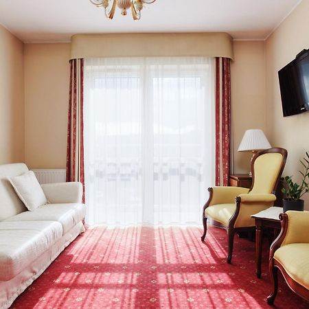 Lila Medical Spa Цехоцинек Екстер'єр фото